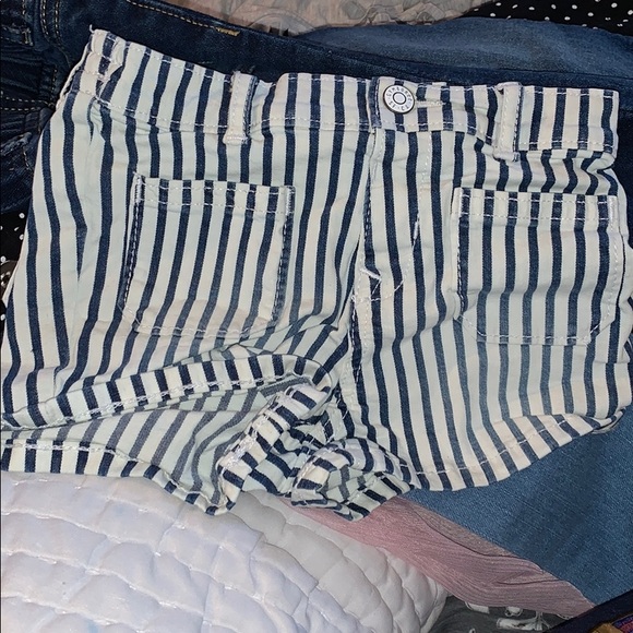 Kids shorts - Picture 1 of 3